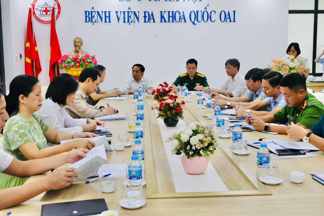BỆNH VIỆN ĐA KHOA QUỐC OAI TỔ CHỨC HỘI NGHỊ HIỆP ĐỒNG TRIỂN KHAI KẾ HOẠCH KHÁM SỨC KHỎE THỰC HIỆN NGHĨA VỤ QUÂN SỰ VÀ THAM GIA NGHĨA VỤ CÔNG AN NHÂN DÂN NĂM 2026.